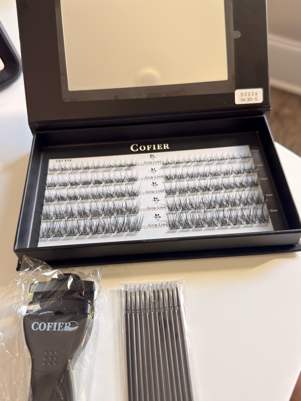 Black Individual Eyelash Clusters - Black